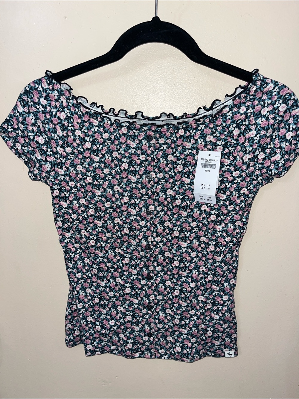 abercrombie kids Black Floral Ruffle-Edge Crop Top Pink/White NWT — Size 13/14